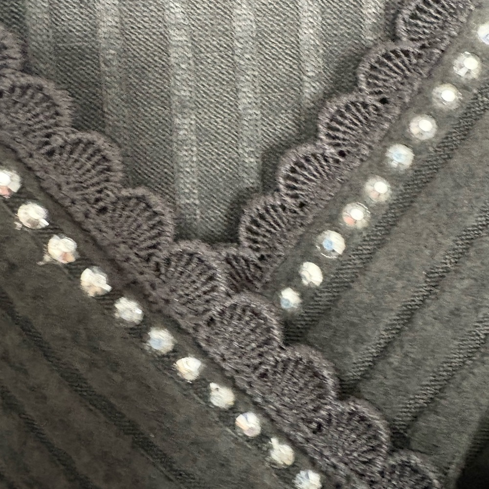 SHEIN Black Ribbed V-Neck Blouse - Picture 2 of 5